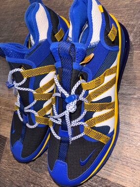 Nike Men's Blue White Yellow Athletic Shoes